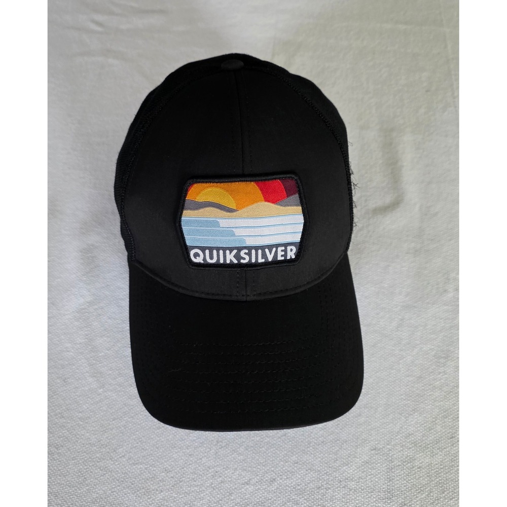 Quiksilver Men's Black Trucker Hat Sunset Wave Patch Mesh Back Cap S/M Surfer